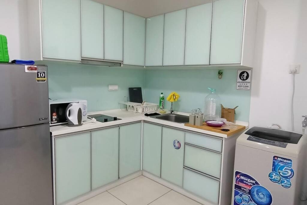 Family Suites At Mansion One By Maj George Town Dış mekan fotoğraf