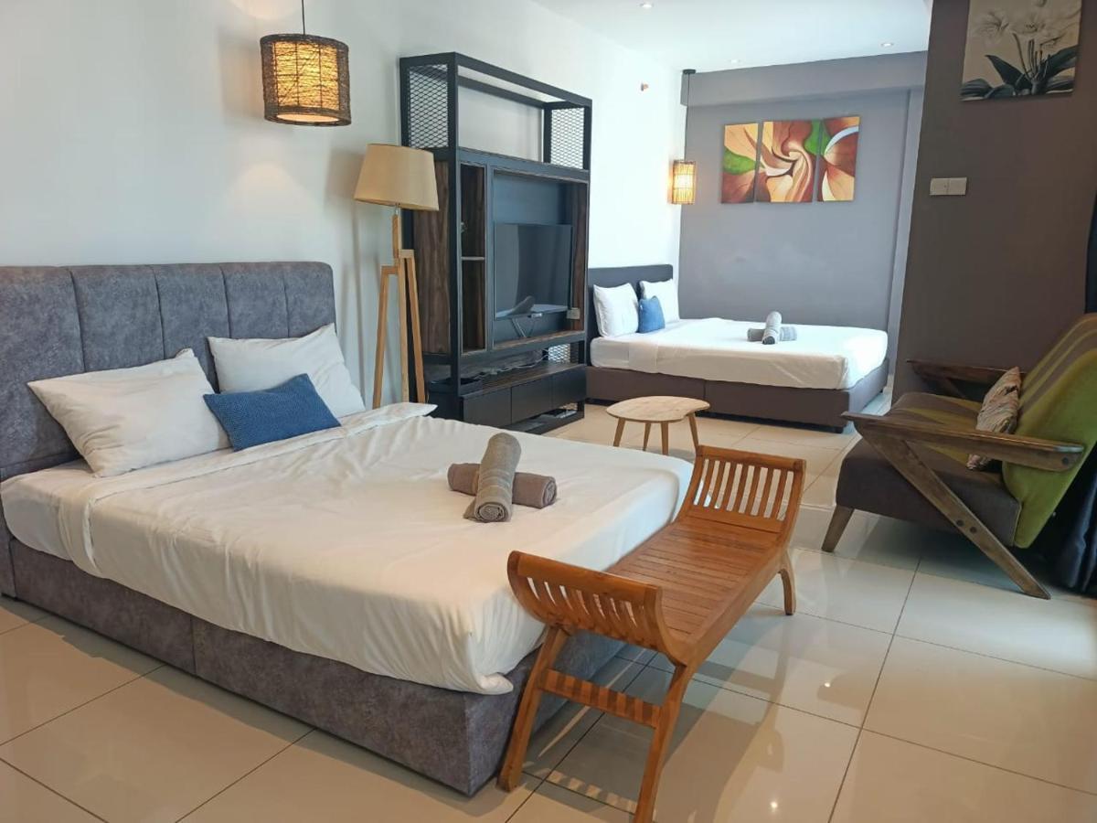 Family Suites At Mansion One By Maj George Town Dış mekan fotoğraf
