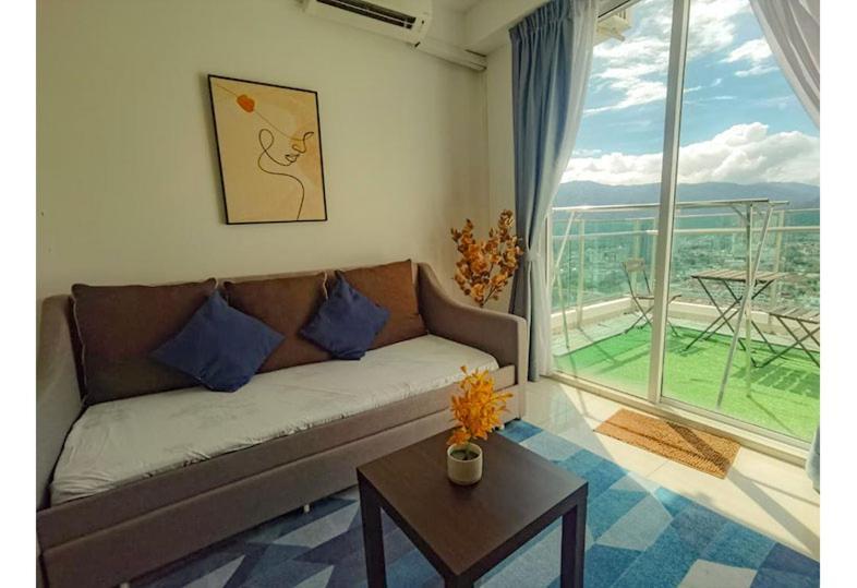 Family Suites At Mansion One By Maj George Town Dış mekan fotoğraf