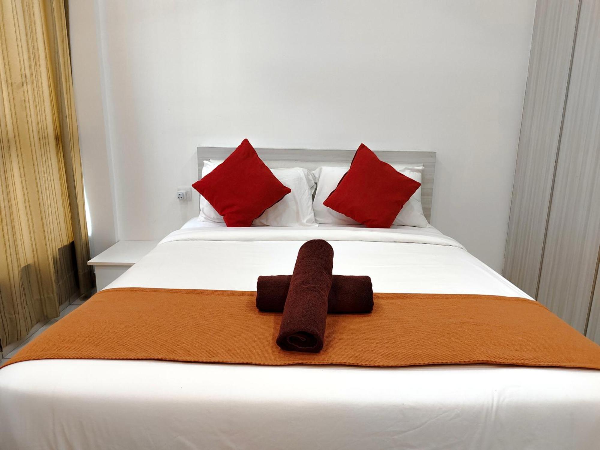 Family Suites At Mansion One By Maj George Town Dış mekan fotoğraf